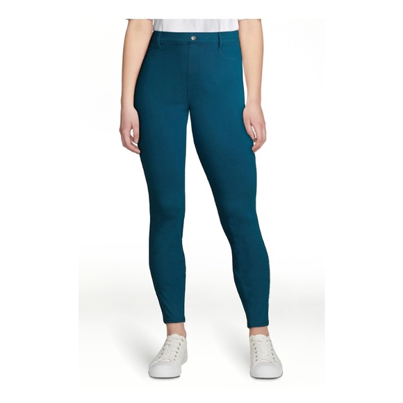 Women’s Stretch Knit Leggings - Picture 2 of 4